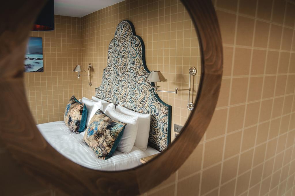 Kirklea Island Suites 塔伯特 外观 照片