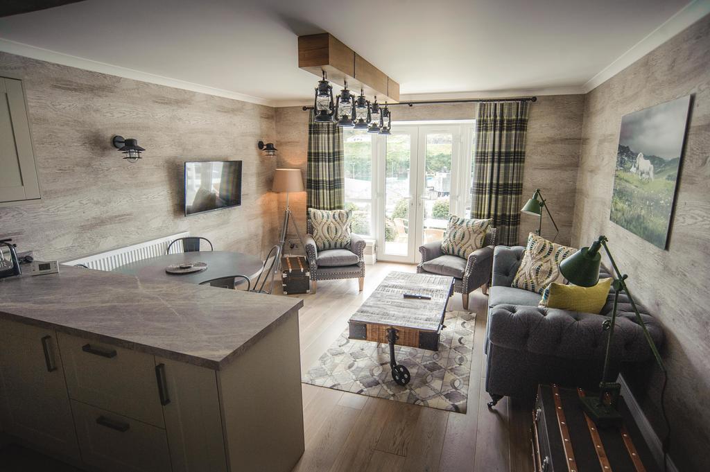 Kirklea Island Suites 塔伯特 外观 照片